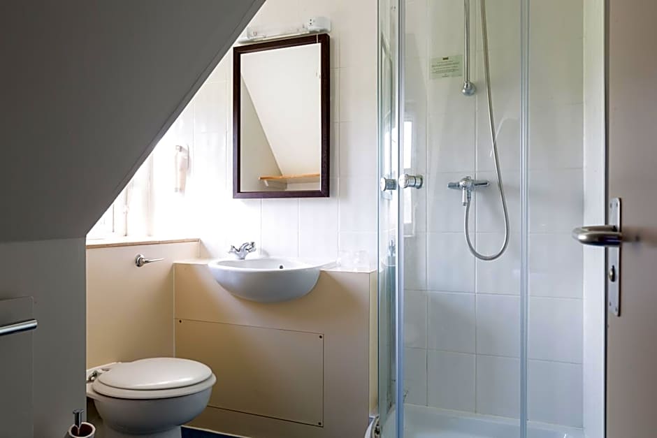 White Hart by Chef & Brewer Collection