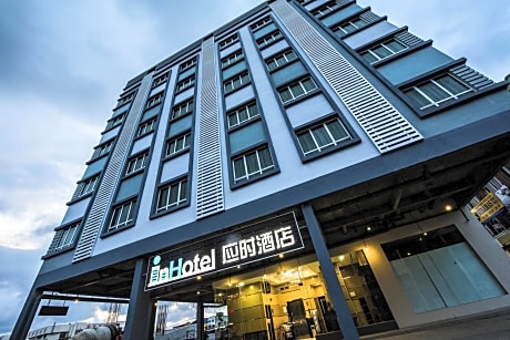 InHotel Inanam