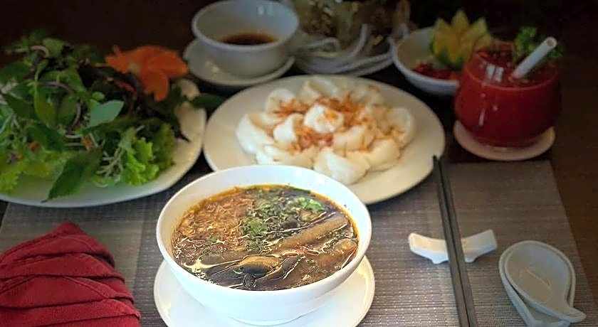 Muong Thanh Grand Cua Lo Hotel