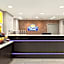 Days Inn & Suites by Wyndham Prattville-Montgomery