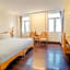 Romance Hotel