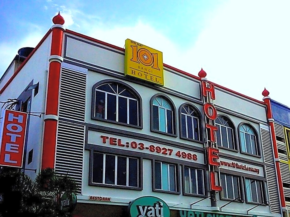 Photo 1 of 50 of 101 Bangi Hotel