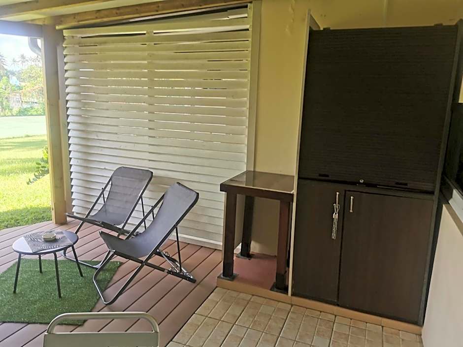 Studio dans Résidence Hotelière aux 3ilets Pointe du bout Résidence la Marina Carayou