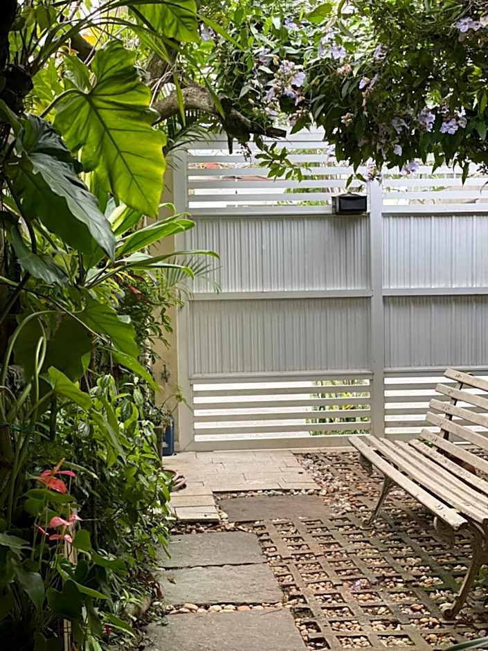 Suites Mar e Lua em casa compartilhada