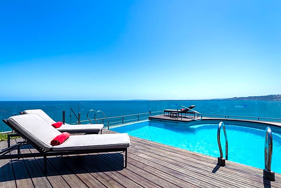 Radisson Blu Acqua Hotel & Spa Concon