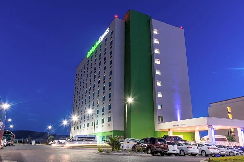 Holiday Inn Express Saltillo Zona Aeropuerto By IHG