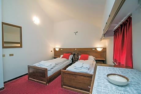 Budget Twin Room
