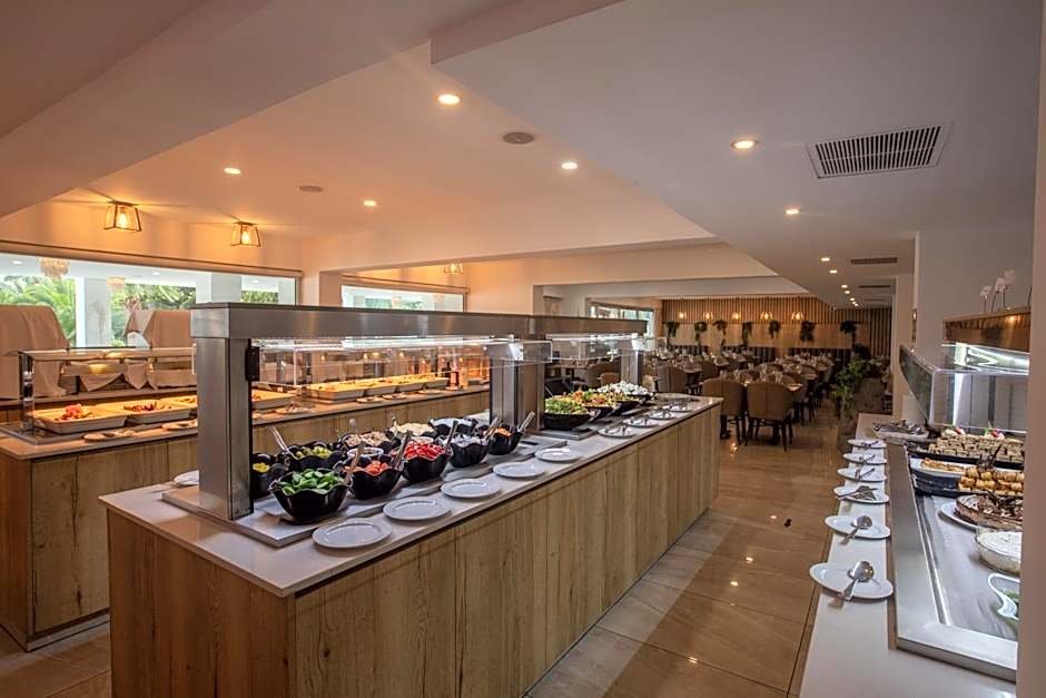 Bohemian Gardens Hotel