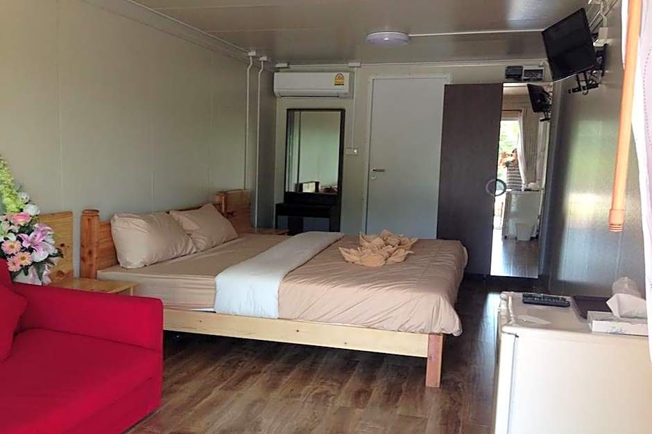 Check In & Chill Out