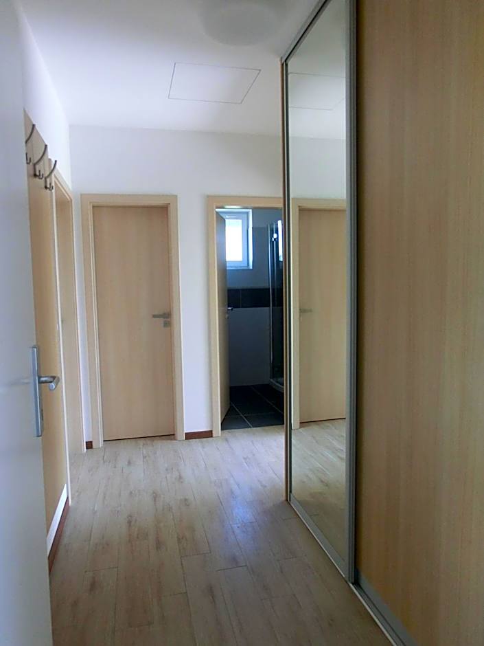 Black Bridge Hotel Apartment