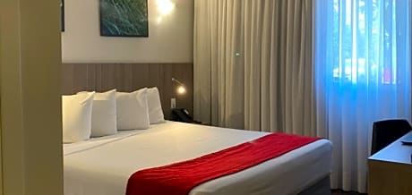 DOUBLE SUPERIOR QUEEN