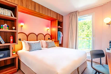 RockyPop Marseille Hotel