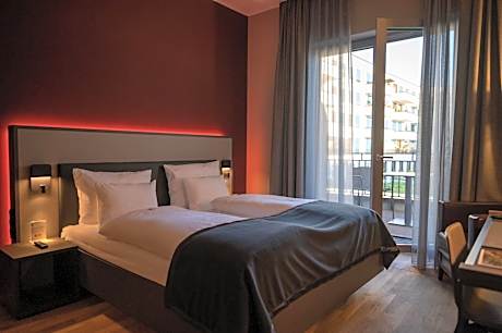 Handicapzimmer mit Balkon