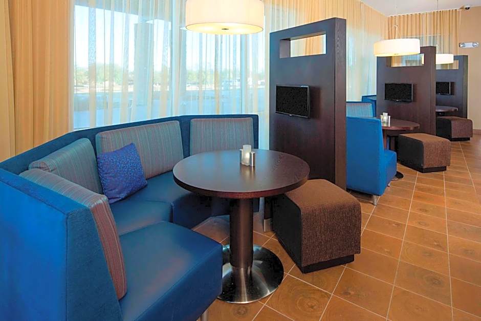 Courtyard by Marriott Dallas Midlothian at Midlothian Conference Center
