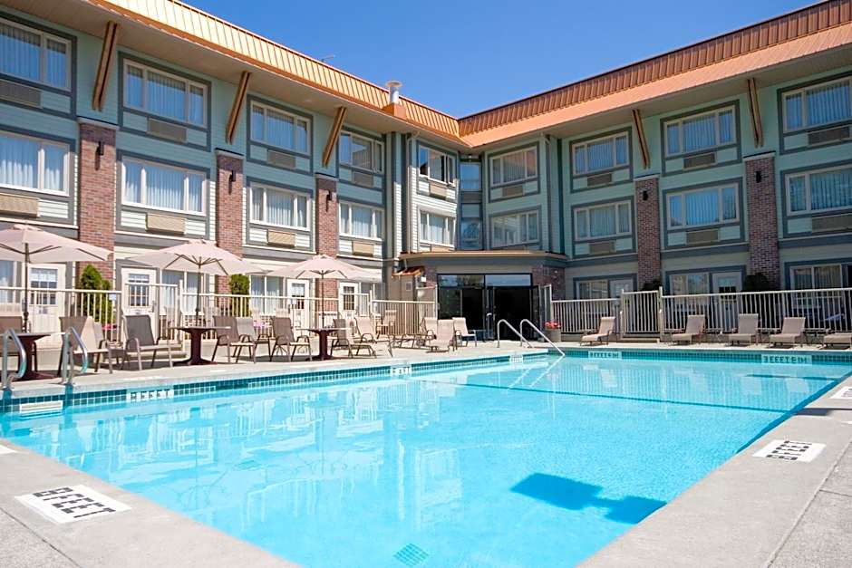 Holiday Inn Victoria - Elk Lake by IHG