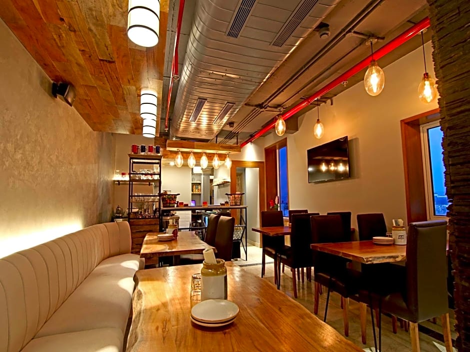 Nirwana Hometel Jaipur - A Sarovar Hotel