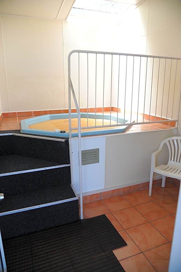 Blenheim Bridges Holiday Park