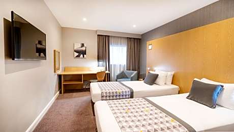Premium Twin Room