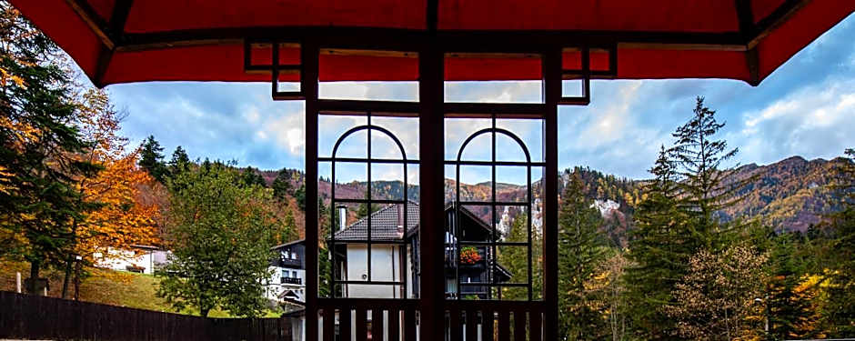 Casa Iris-Hotel & Restaurant