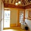 Gaeunchae Hanok Guesthouse Jeonju