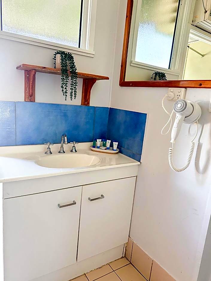 Ocean View Motel Bowen