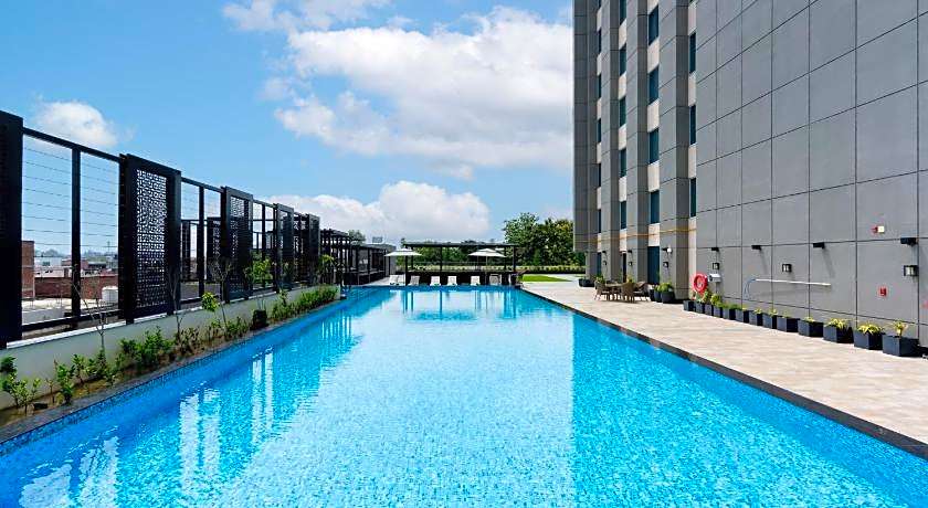 Holiday Inn Lucknow Airport By IHG