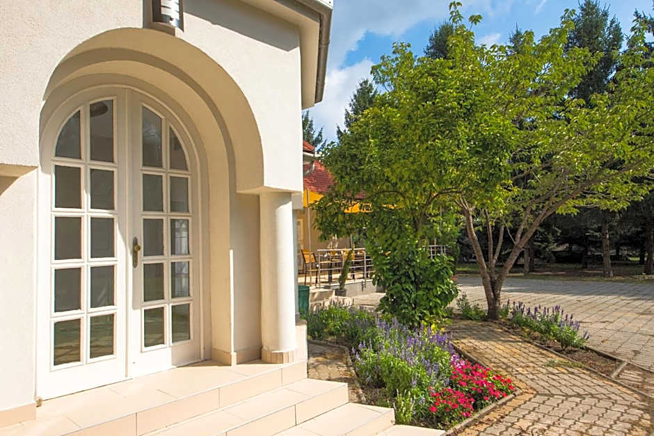 SunGarden Vendégház