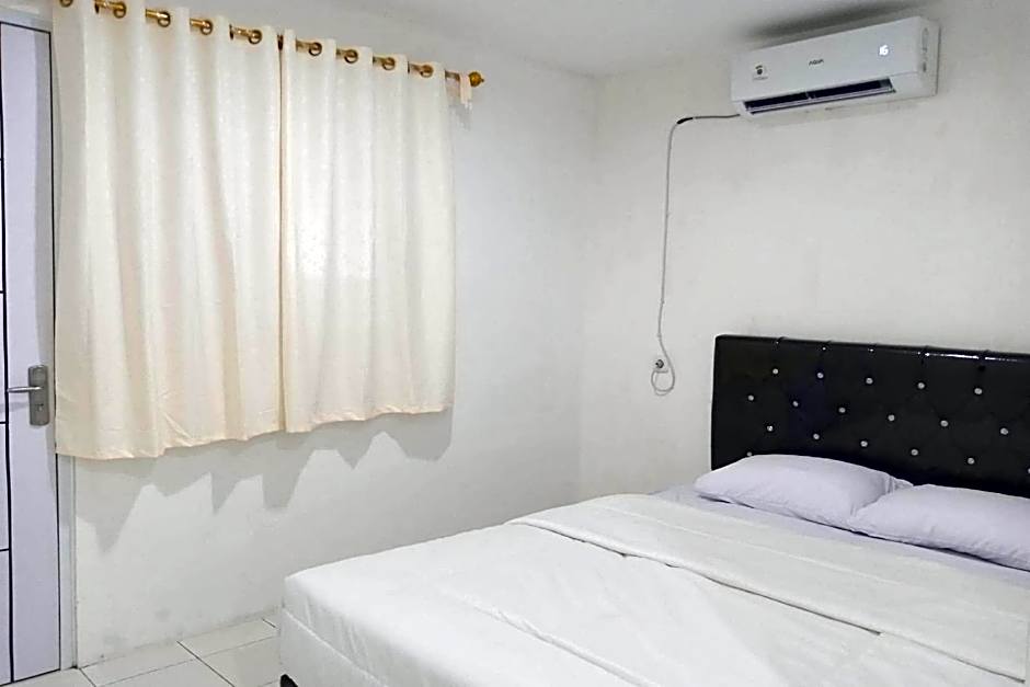 Capital O 93728 Guest House Cemara