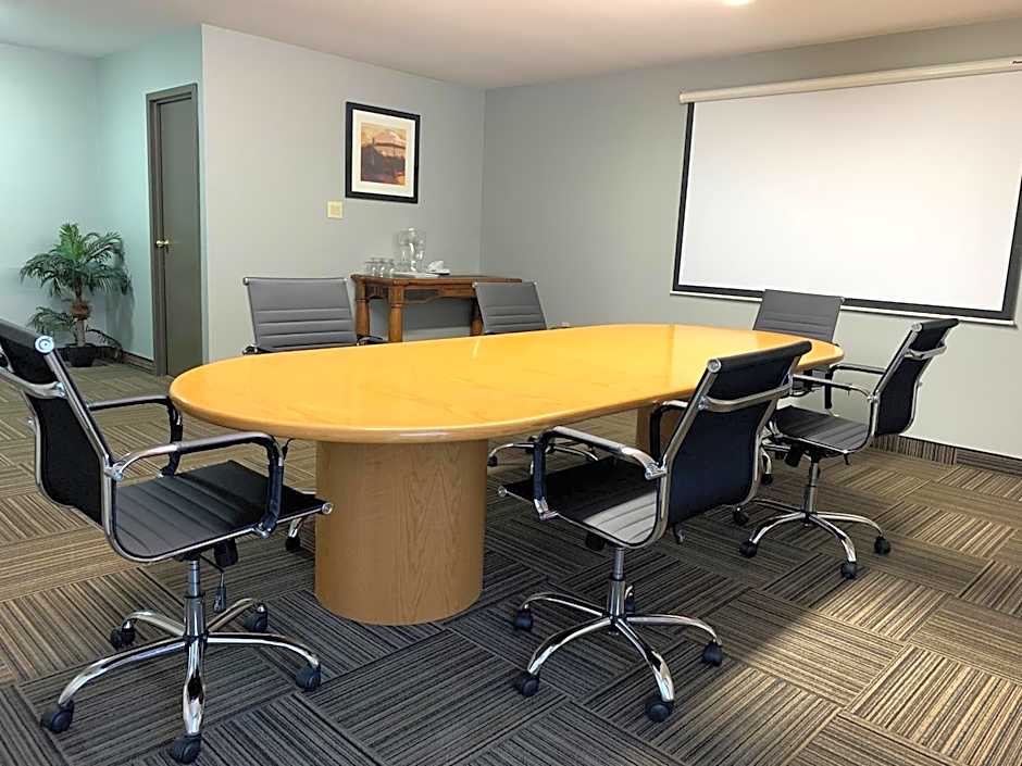 Travelodge by Wyndham Miramichi New Brunswick