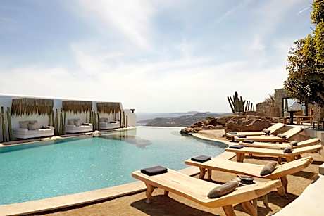 Myconian Panoptis Escape, a member of Small Luxury Hotels of the World