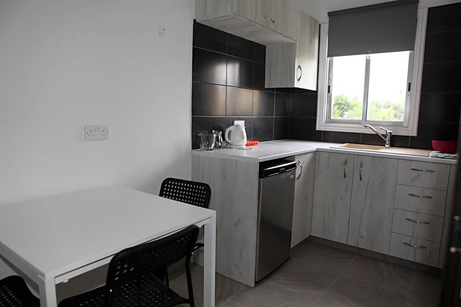 Polyxeni Hotel Apartments