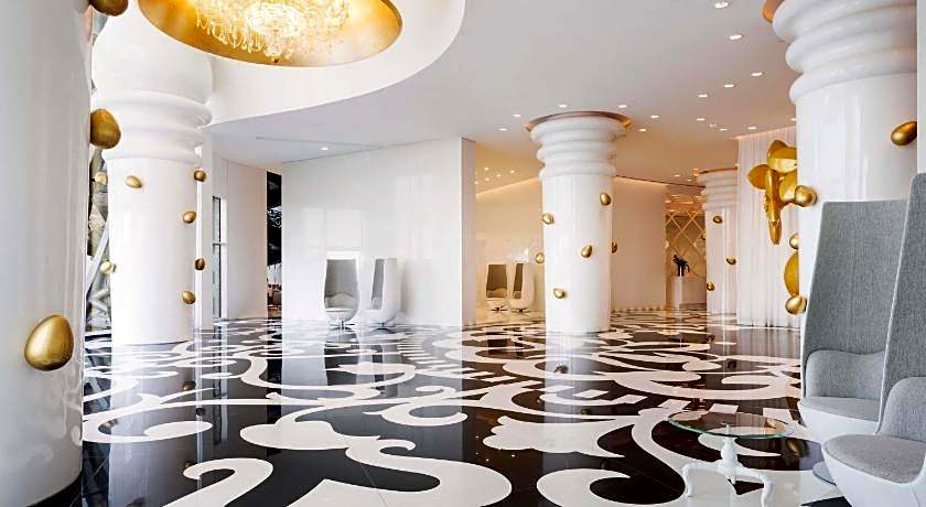 Mondrian Doha