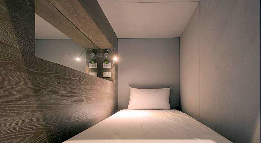 Kiwi Express Hotel - Taichung Station Branch Ii