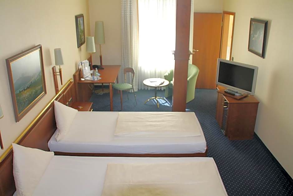 Victoria Hotel