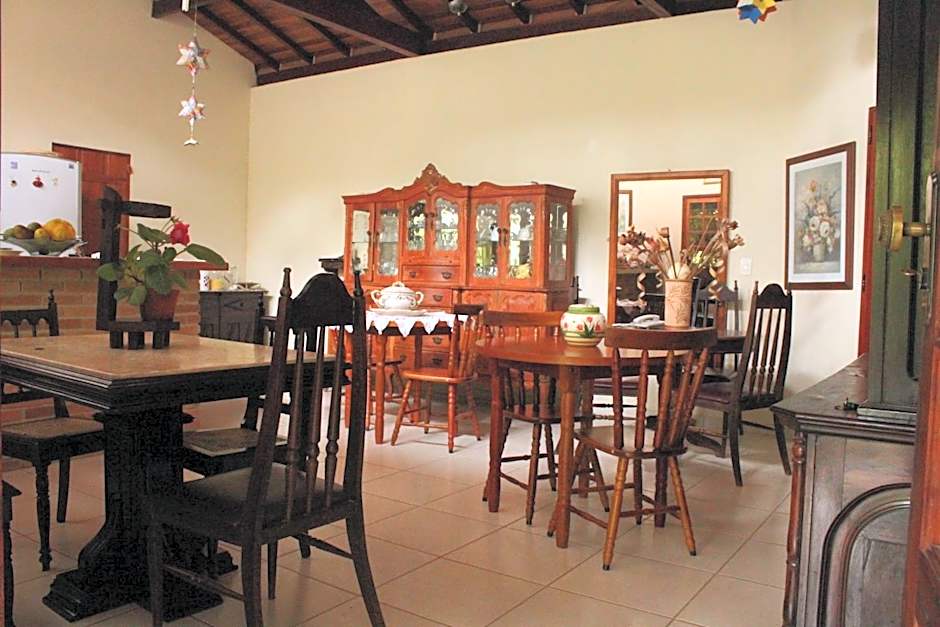 Pousada Ponte Branca