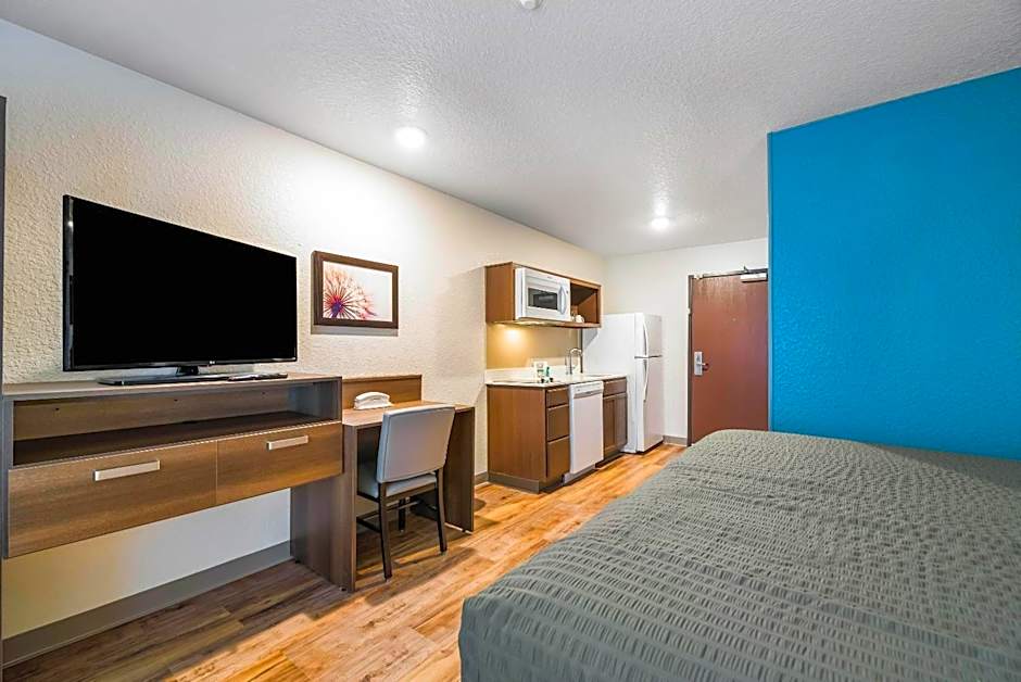 WoodSpring Suites Davenport FL