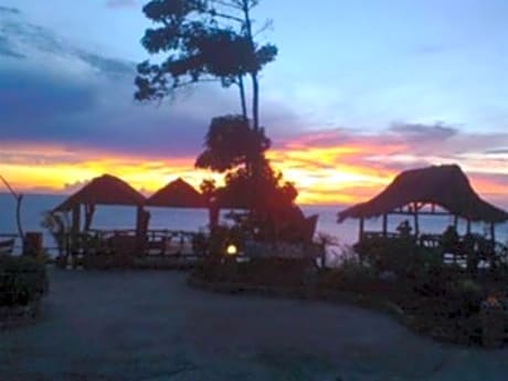 Lanta Topview Resort Sunset Bar And Restaurant