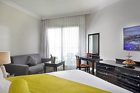 Deluxe Double or Twin with Balcony