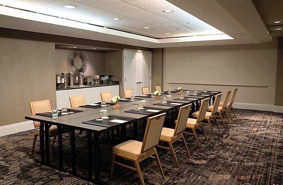 The Gwen, a Luxury Collection Hotel, Michigan Avenue Chicago