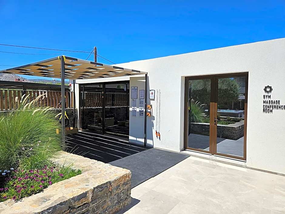 Petousis Hotel & Suites