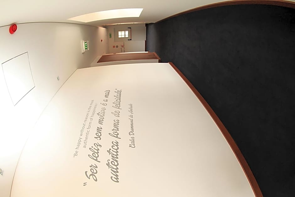 Oca Ribeira do Porto Hotel