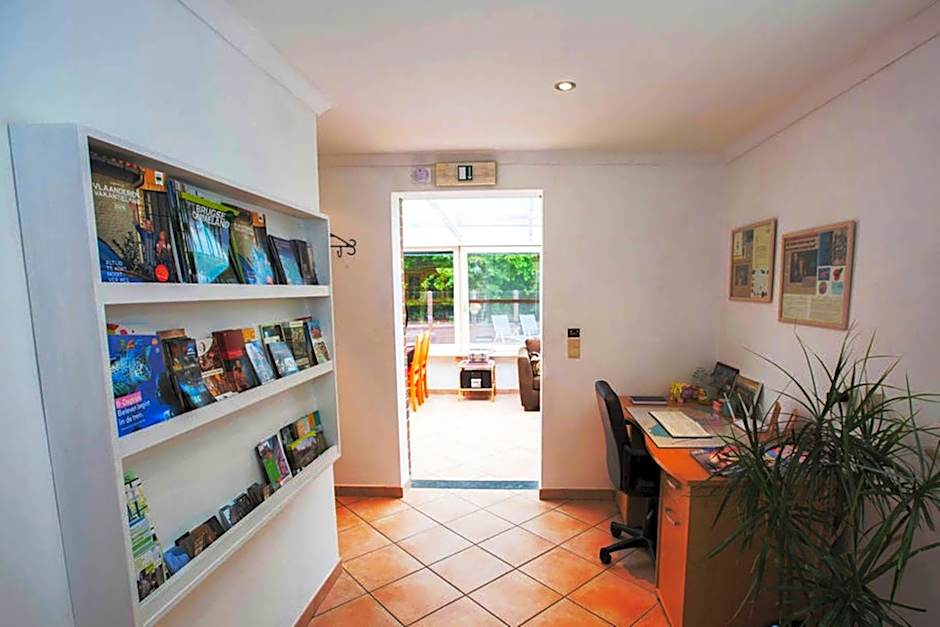 B&B Woodside