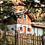 Cain Comfort Chalet