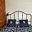 Lawendowo- sauna, jacuzzi, domki w ogrodzie i apartamenty w kamienicy