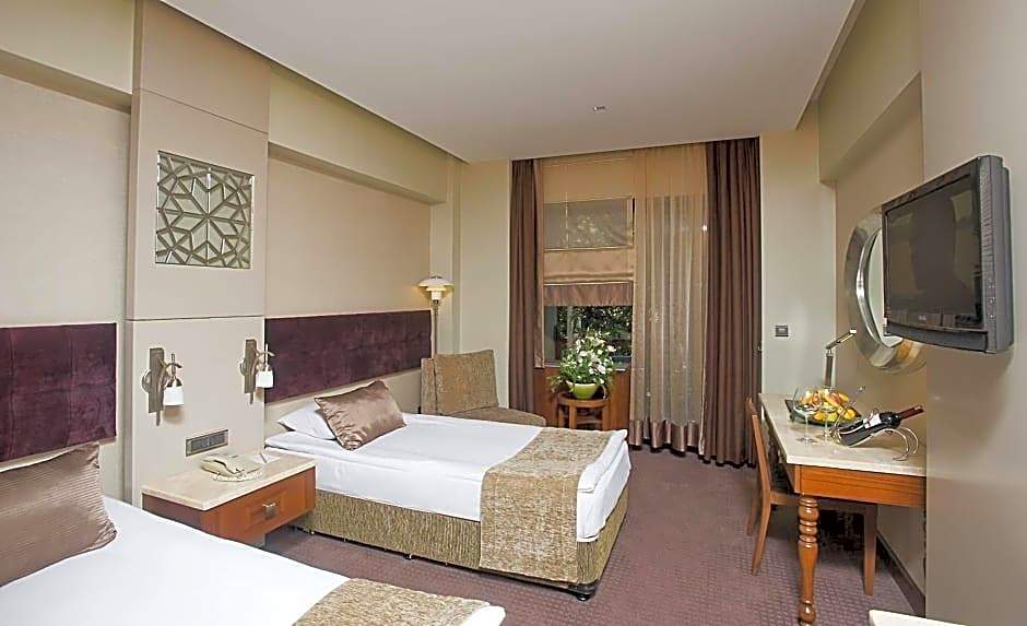 Kervansaray Thermal Hotel