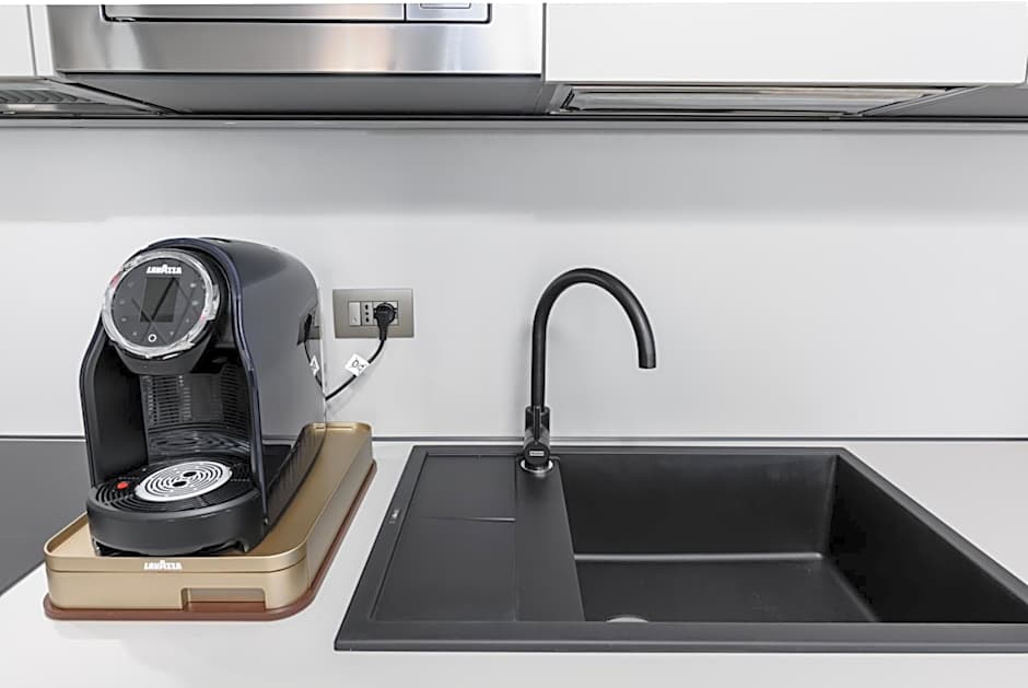 Q71 TIMELESS SUITES