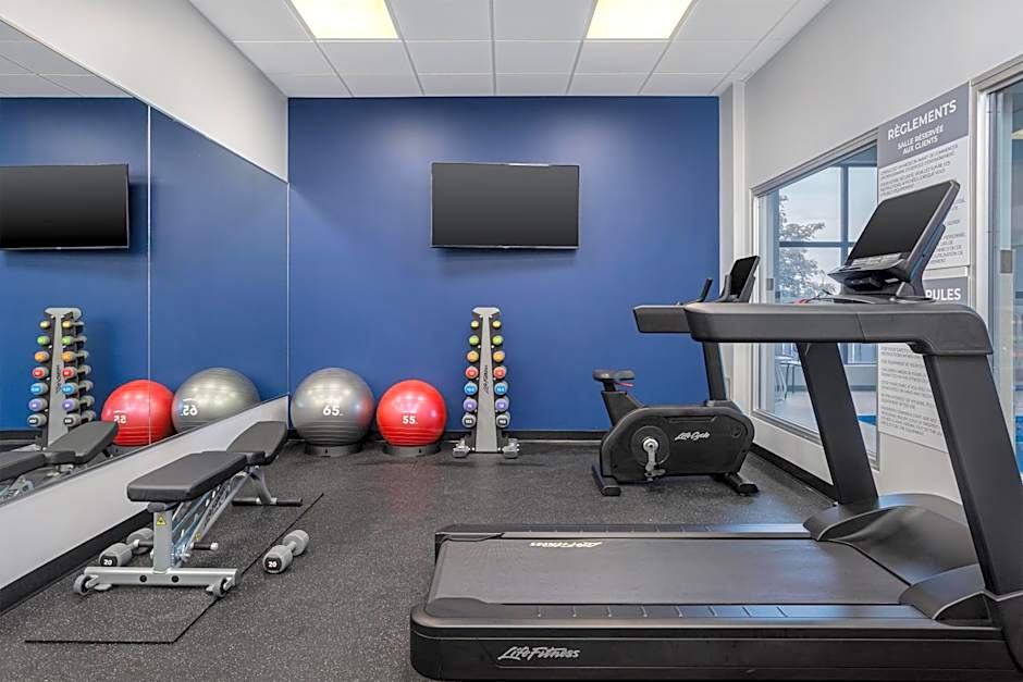 Spark by Hilton Montreal Brossard