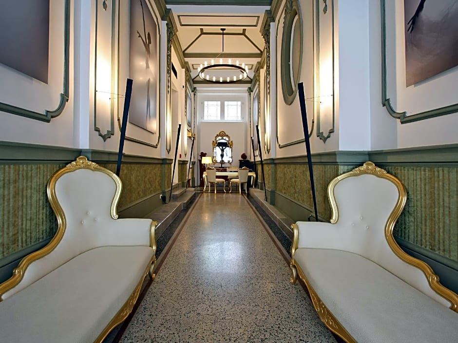 numa I Flow Rooms & Apartments