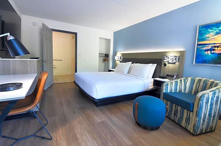 Best Western Point South