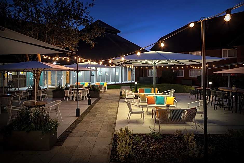 Holiday Inn Aylesbury By IHG